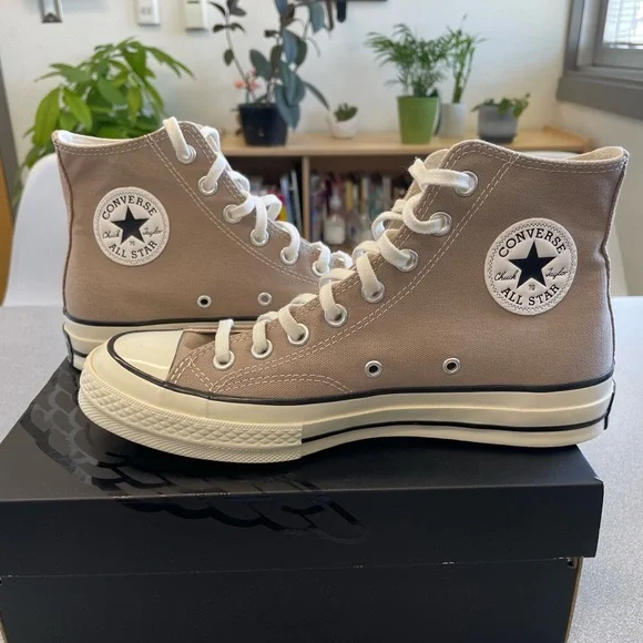 Converse Chuck Taylor Athletic Shoes - Picture 4 of 7